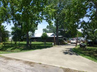 18106 Domino Rd, Waller, TX 77484