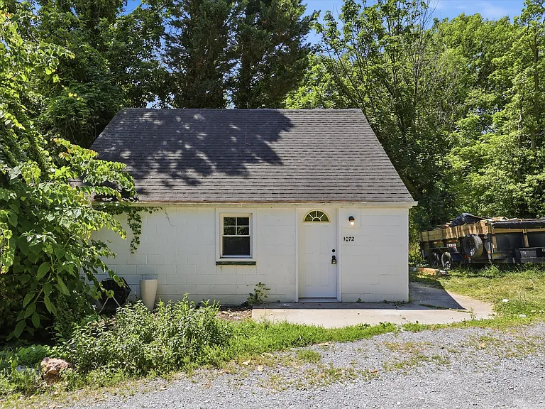 1072 Rocky Springs Rd — Photo 37
