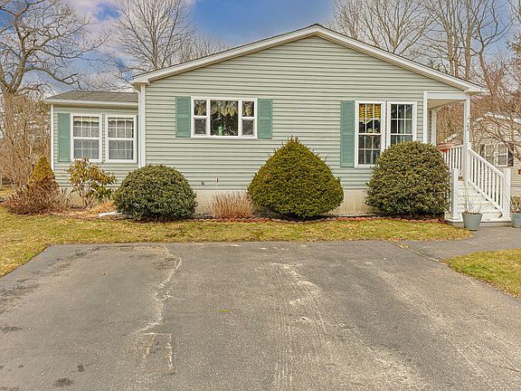 2nd image of 23 Green Holly Drive #23