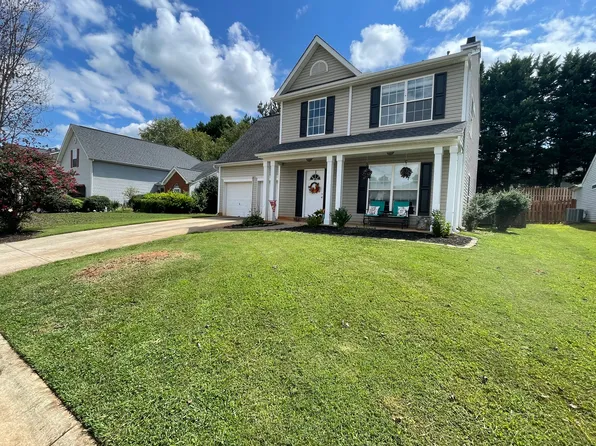 12 Valley Glen Ct, Greer, SC 29650