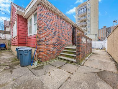 38 Brighton 1st Walk, Brooklyn, NY, 11235