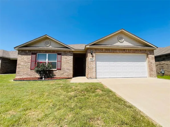 911 Karlee Ct, Midwest City, OK 73130