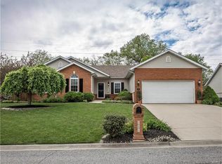 211 Papillon Dr, Swansea, IL