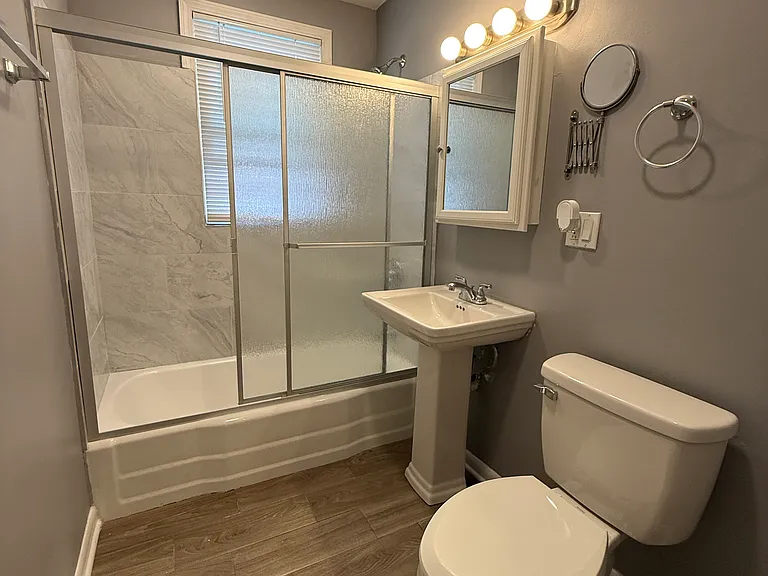 3255 N Kenneth Ave #H — Photo 22