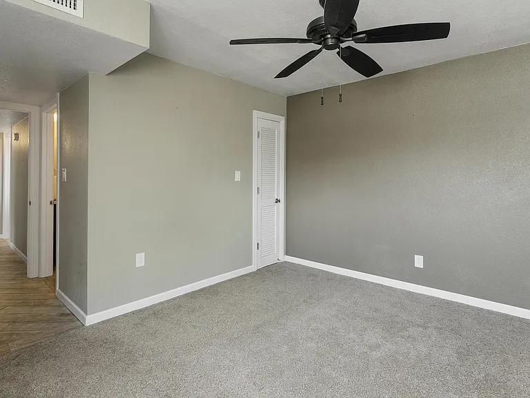 3309 N 70th St #214 — Photo 13