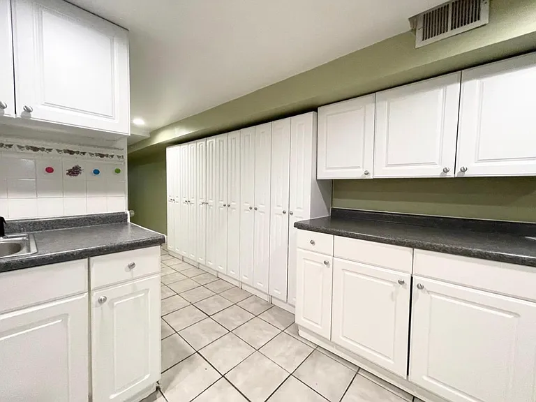 4640 Sansom St #O1 — Photo 5