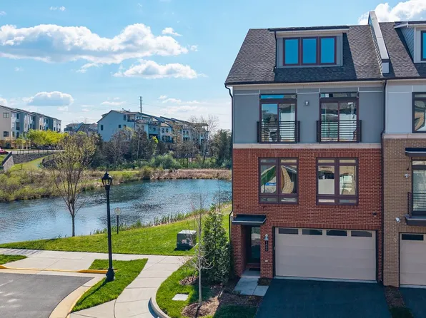 1800 Blue Marble Ter SE, Leesburg, VA 20175