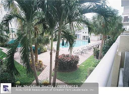 2nd image of 151 NE 16th Ave APT 171