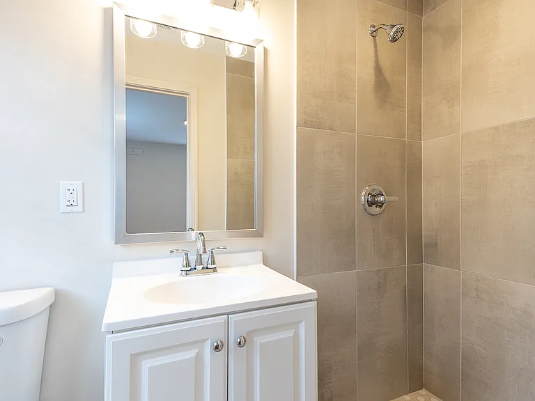 4958 Welchshire Ave — Photo 19