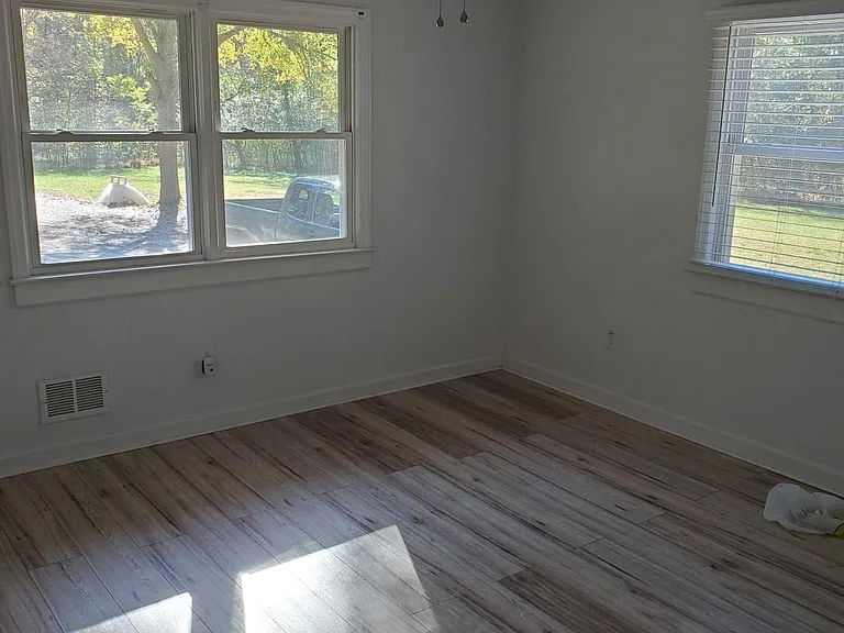 6833 Forestville Rd — Photo 5