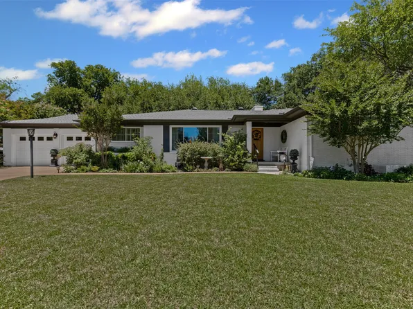 4304 Warnock Ct, Fort Worth, TX 76109