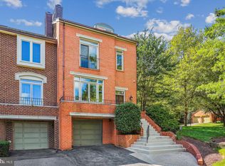 10751 Gloxinia Dr, Rockville, MD 20852