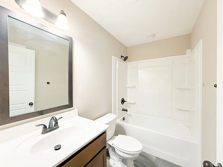 350 Dugger Dr — Photo 9