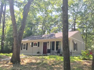387 Lake Elizabeth Dr, Centerville, MA 02632