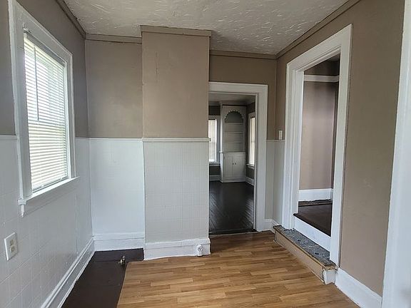 2nd image of 13407 6th Ave