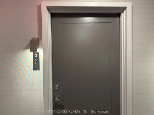 57 Saint Joseph St, Toronto, ON