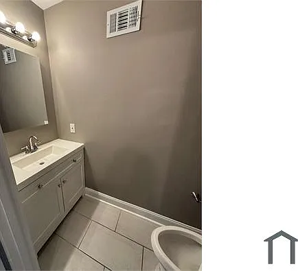 2 bed, $1,900 — Photo 3