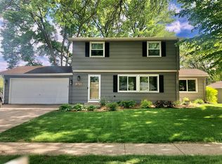 2674 Cedar Ave, White Bear Lake, MN 55110