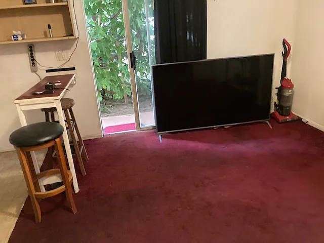 4 bed, 2459 sqft, $2,000 — Photo 3
