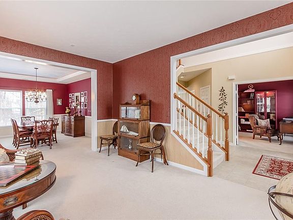 5th image of 5968 Woodside Cir