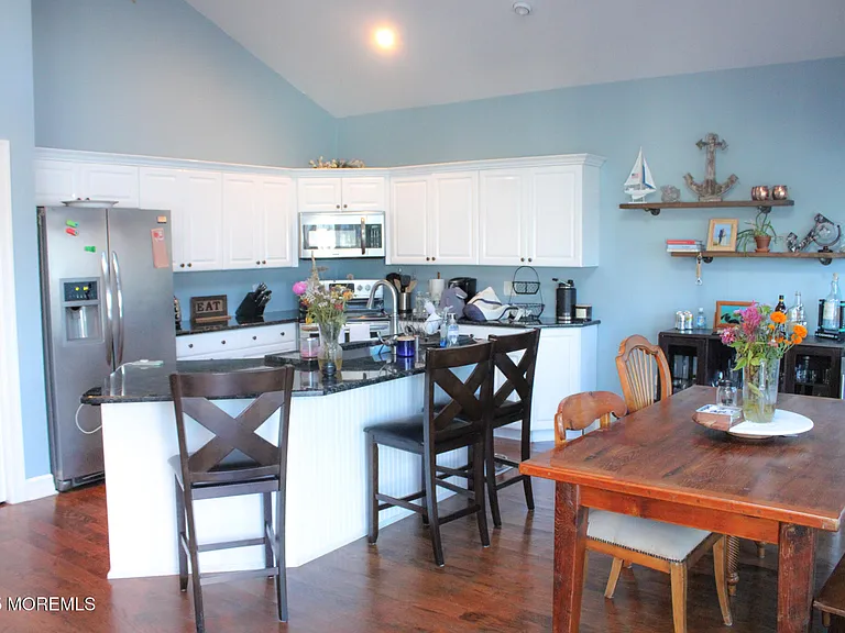 3428 Maritime Dr — Photo 8