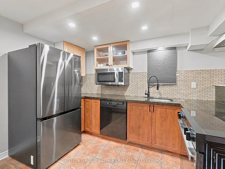 3561 Bertrand Rd — Photo 7