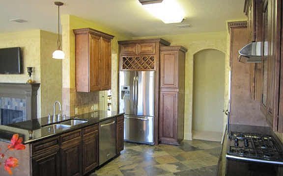 3rd image of 5137 Bayview Dr
