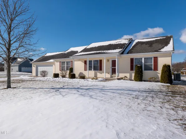 260 Fiore Ln, Hollidaysburg, PA 16648