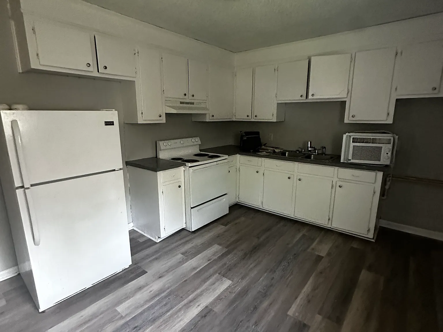 2 bed, 825 sqft, $1,250 — Photo 1