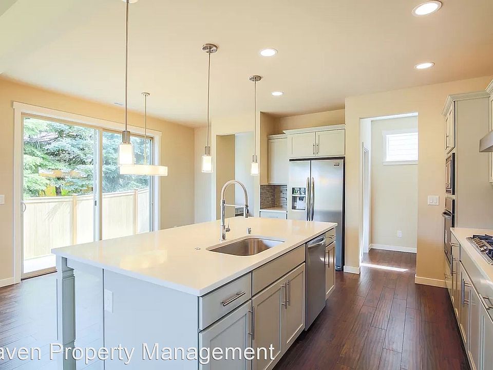 1st image of 3919 146th St SE