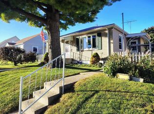 1722 Manitoba Avenue, South Milwaukee, WI 53172