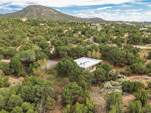 2nd image of 7 Cibola Cir