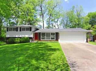 2038 Robin Hood Cir, Cape Girardeau, MO 63701