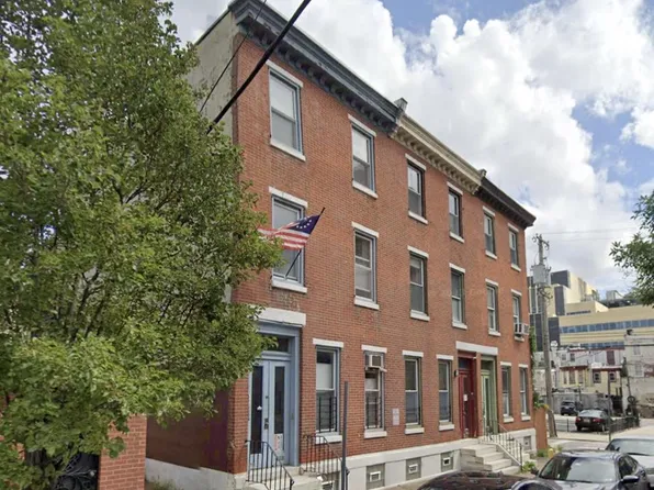 557 N 16th St, Philadelphia, PA 19130