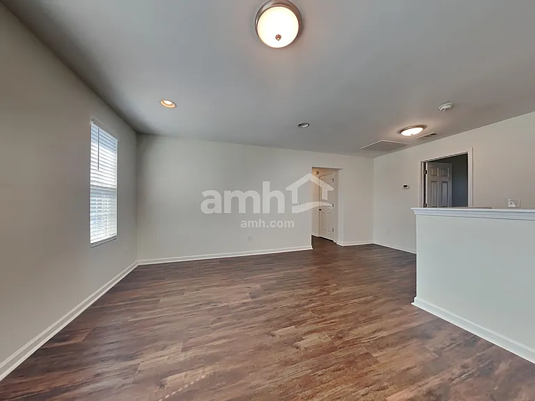347 Southwilde Way — Photo 12