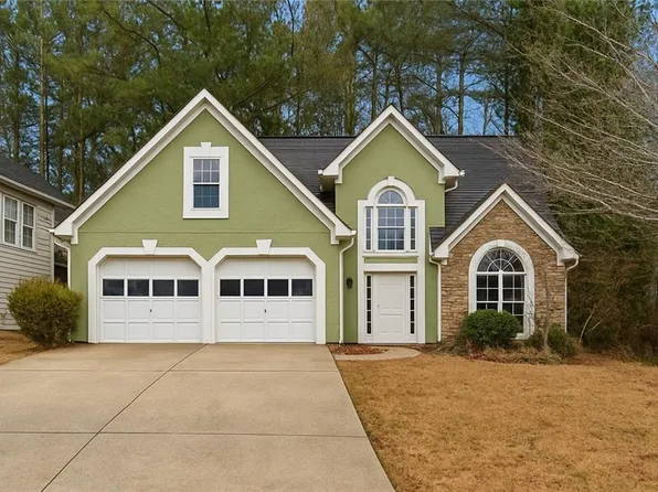 615 Overhill Dr, Woodstock, GA 30189