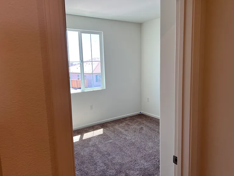 2ndFloor Bedroom 2