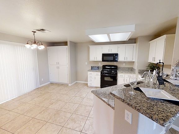 5th image of 604 Marlboro Way