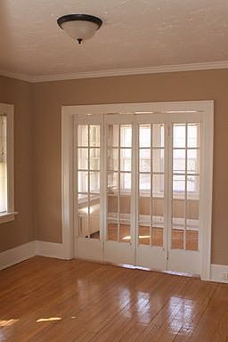 3rd image of 1309 W Clifton Blvd APT 2