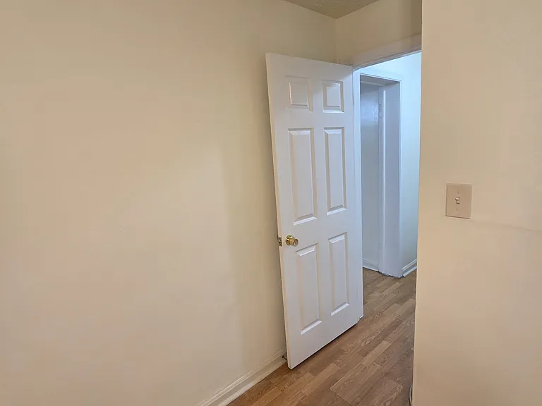 625 Houston Ave #1 — Photo 18