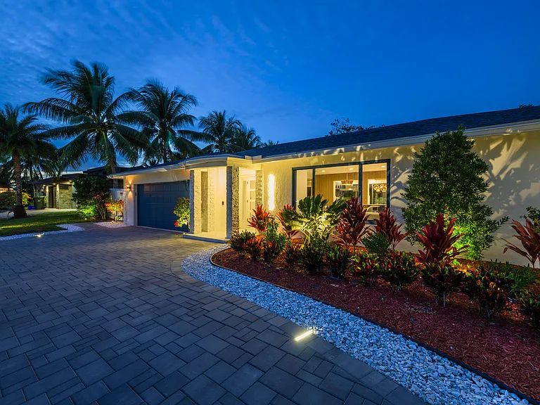 3255 Lakeview Blvd — Photo 10