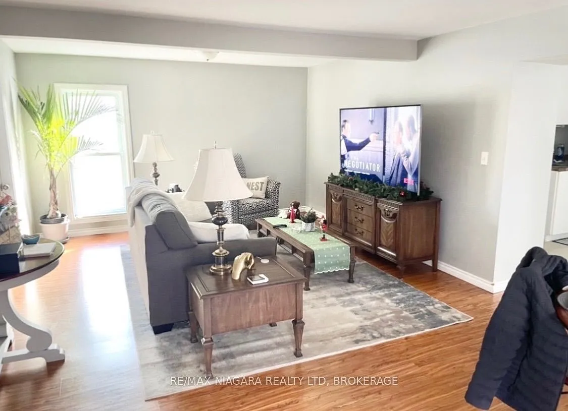 2 bed, $1,750 — Photo 3