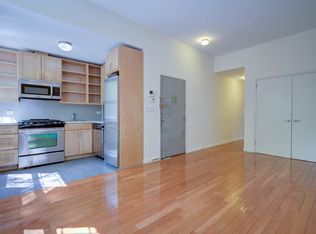 313 W 48th St #2, New York, NY 10036
