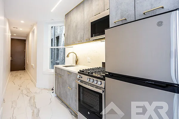 Rented by EXR | media 17