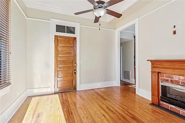 2 bed, 1.5 bath, 800 sqft, $1,950 — Photo 3