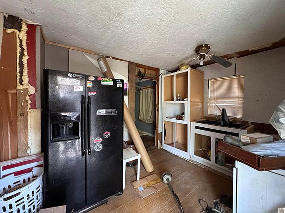2nd image of 417 Watkins St