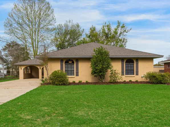 310 Evangeline St, New Iberia, LA 70560