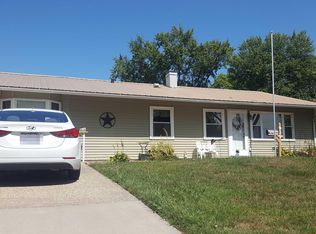 939 38th Ave, East Moline, IL 61244