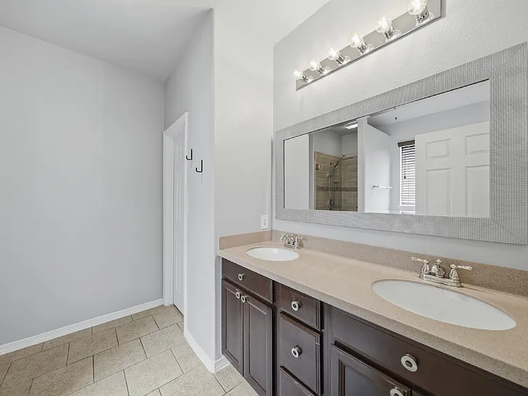 13306 Hickory Springs Ln — Photo 7