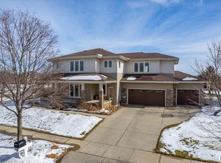 807 Sunrise Bay, Waunakee, WI 53597